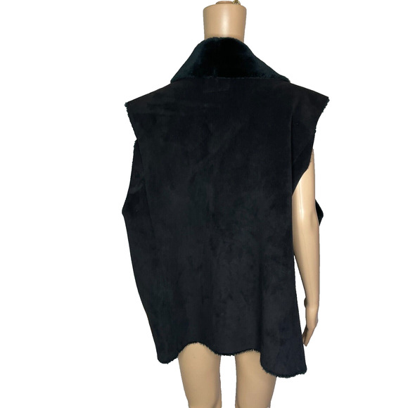Women's 3X Lauren Ralph Lauren Black Faux Suede Latch Close Sherpa Fur Vest - Picture 5 of 6